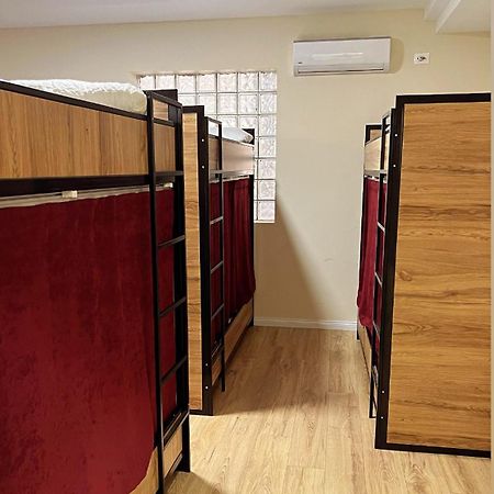 Hostel Chilli Tirana Kültér fotó