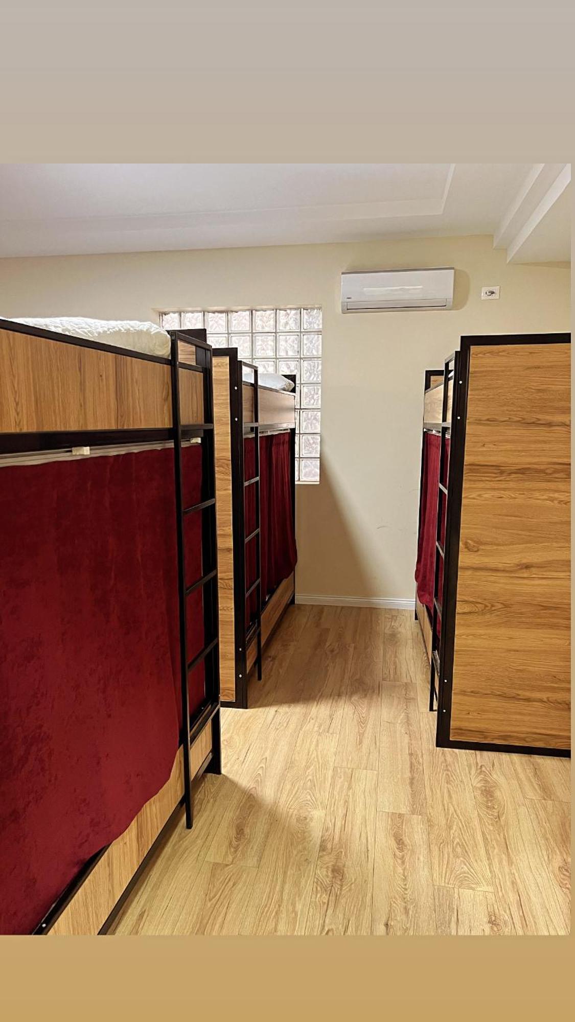 Hostel Chilli Tirana Kültér fotó
