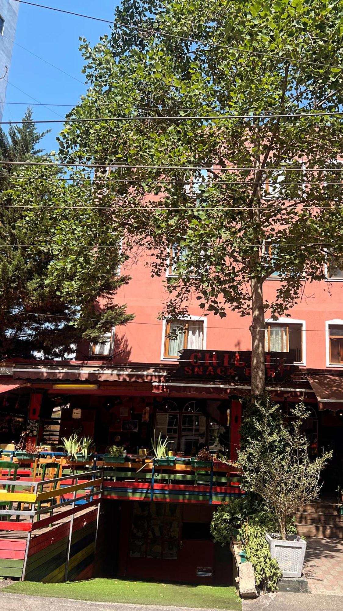 Hostel Chilli Tirana Kültér fotó