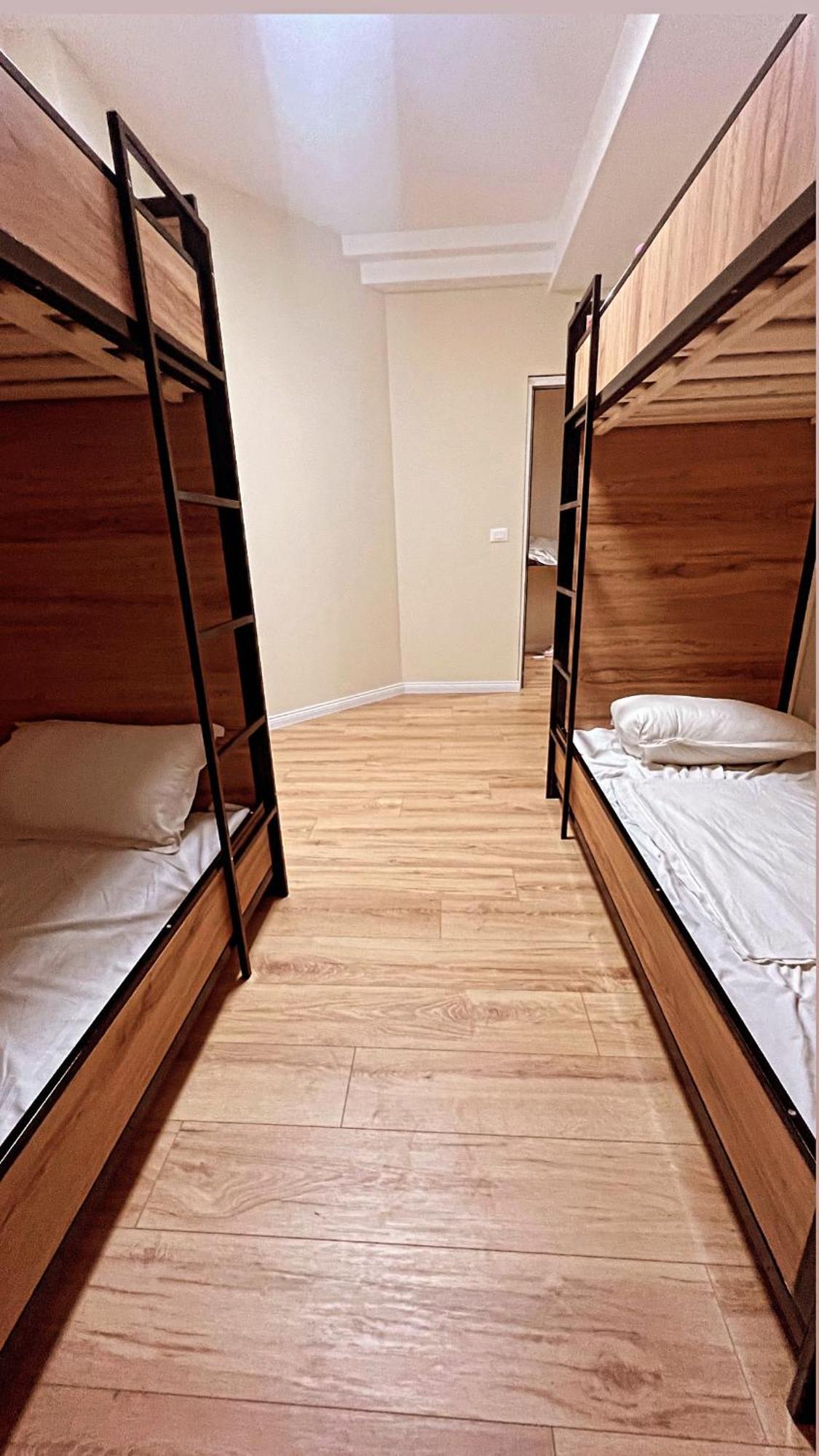 Hostel Chilli Tirana Kültér fotó