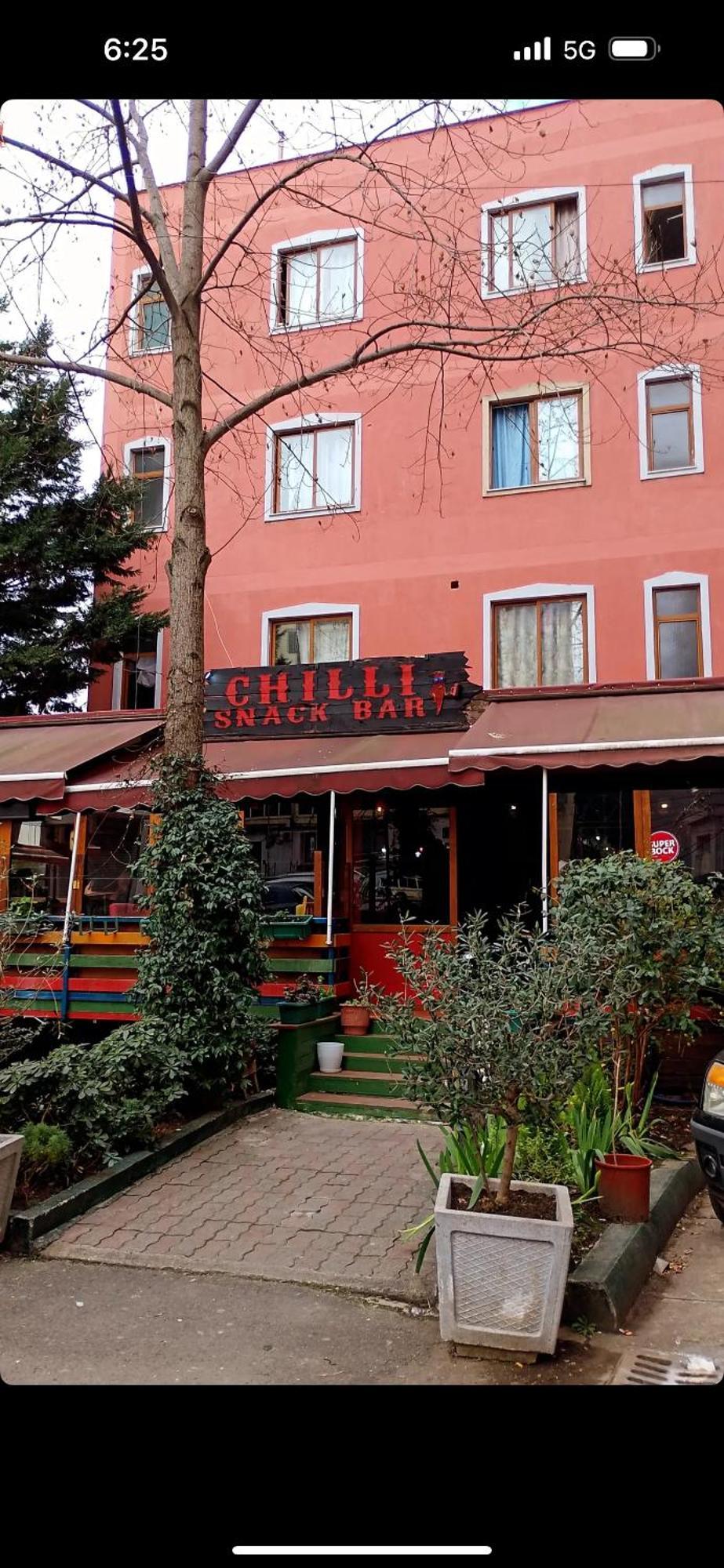 Hostel Chilli Tirana Kültér fotó